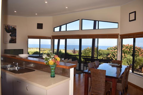 Redgate Beach Escape - Goulburn Accommodation 2