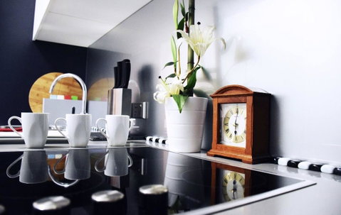 Perth Luxury City Apartment- Free Parking - Goulburn Accommodation 11