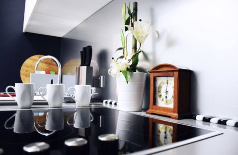 Perth Luxury City Apartment- Free Parking - Goulburn Accommodation 10