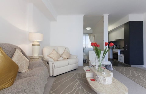 Perth Luxury City Apartment- Free Parking - Goulburn Accommodation 12