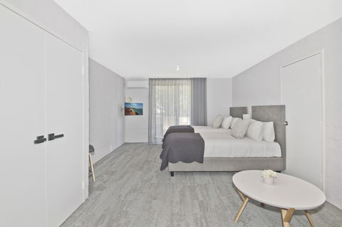 Atrium Hotel Mandurah - Goulburn Accommodation 23