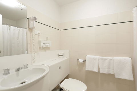Atrium Hotel Mandurah - Goulburn Accommodation 37