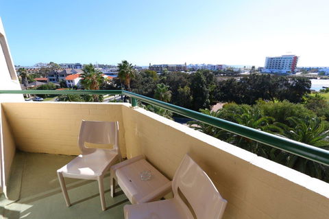 Atrium Hotel Mandurah - Goulburn Accommodation 19