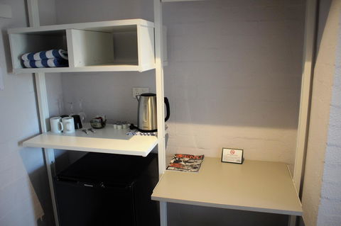 Atrium Hotel Mandurah - Goulburn Accommodation 9