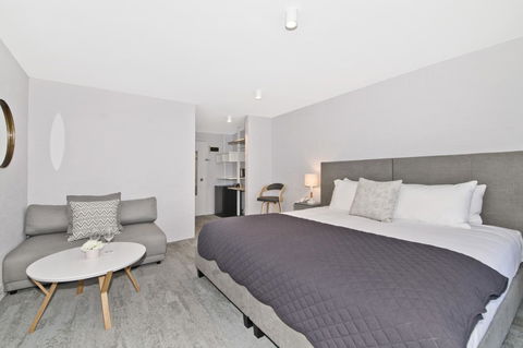 Atrium Hotel Mandurah - Goulburn Accommodation 16