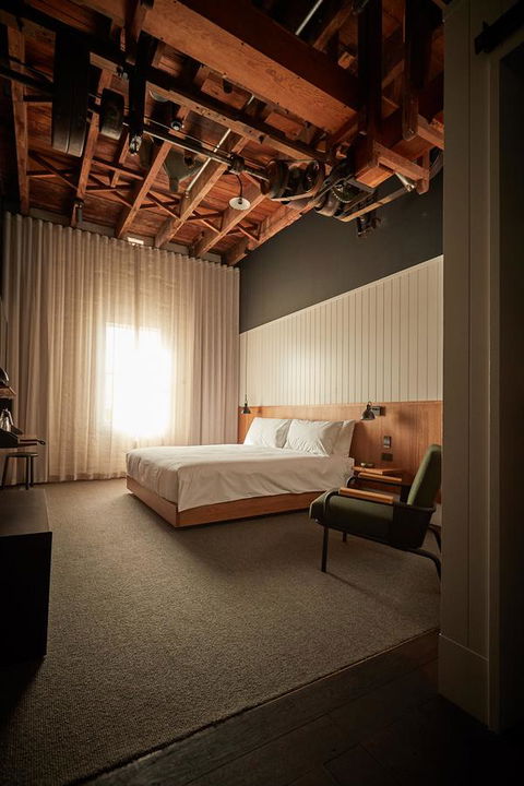 The Premier Mill Hotel - Goulburn Accommodation 2