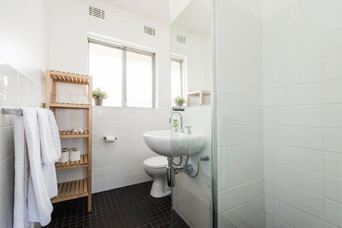 Rosalie 34 - Goulburn Accommodation 7