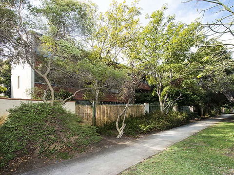 Rosalie 13 - Goulburn Accommodation 19