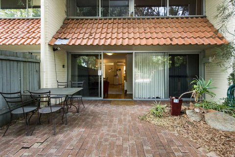 Rosalie 13 - Goulburn Accommodation 14