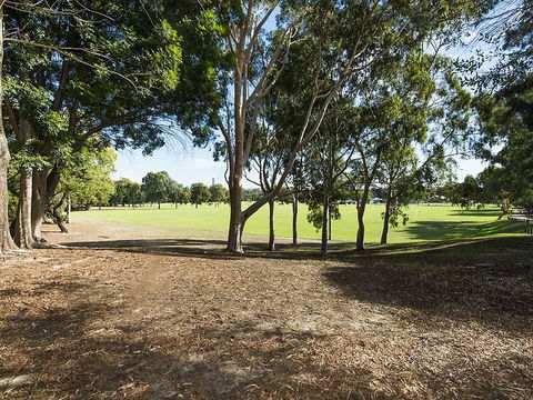Rosalie 13 - Goulburn Accommodation 17