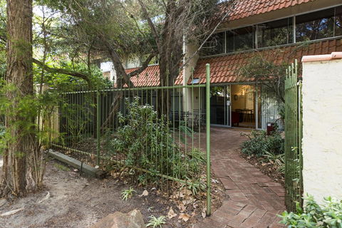 Rosalie 13 - Goulburn Accommodation 15