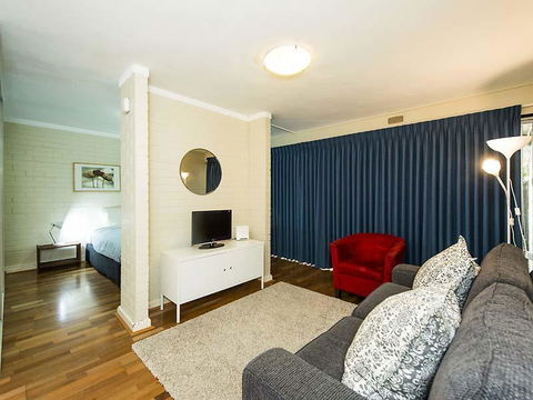 Rosalie 13 - Goulburn Accommodation 4