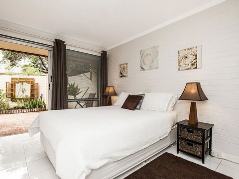 Rosalie 02 - Goulburn Accommodation 12