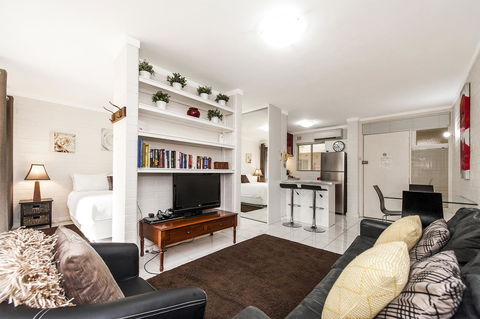 Rosalie 02 - Goulburn Accommodation 0