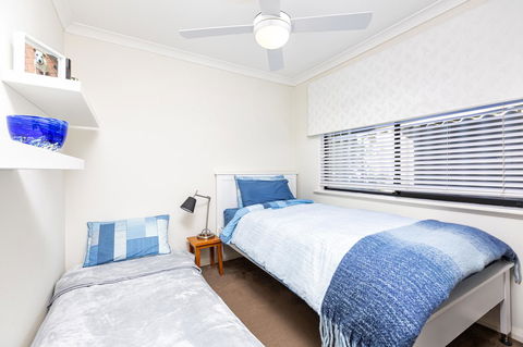 Como Executive Apartment - Goulburn Accommodation 13
