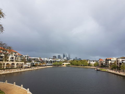 Como Executive Apartment - Goulburn Accommodation 38