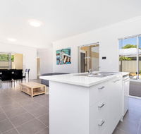 Victoria Park Town House - Goulburn Accommodation
