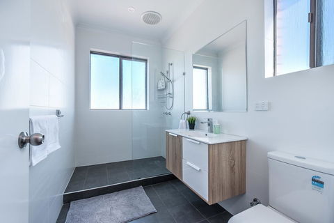Lotus Perth Retreat - Goulburn Accommodation 10