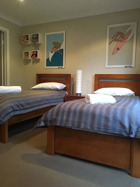 Rowley House - Goulburn Accommodation 3