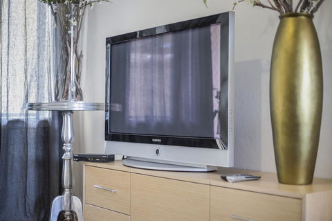 Gorgeous 26 1 Bed Designer Fitout Perfect Location - Goulburn Accommodation 3