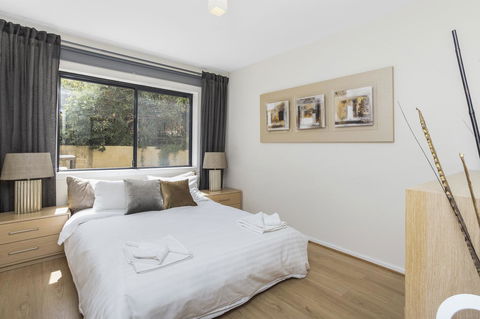 Gorgeous 26 1 Bed Designer Fitout Perfect Location - Goulburn Accommodation 27