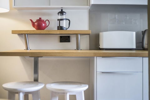 Gorgeous 26 1 Bed Designer Fitout Perfect Location - Goulburn Accommodation 19