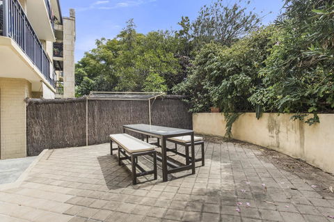 Gorgeous 26 1 Bed Designer Fitout Perfect Location - Goulburn Accommodation 21