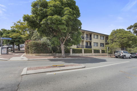 Gorgeous 26 1 Bed Designer Fitout Perfect Location - Goulburn Accommodation 25