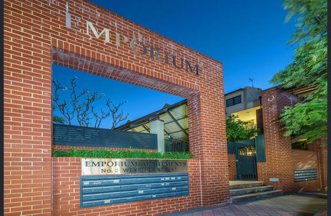 Subiaco Emporium Apartment - Goulburn Accommodation 5