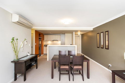 Subiaco Emporium Apartment - Goulburn Accommodation 17