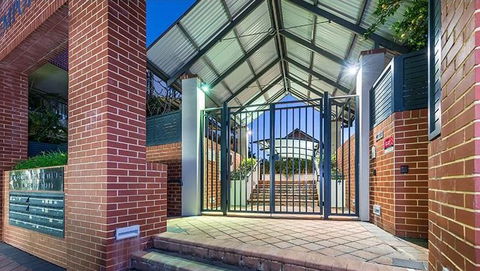 Subiaco Emporium Apartment - Goulburn Accommodation 8