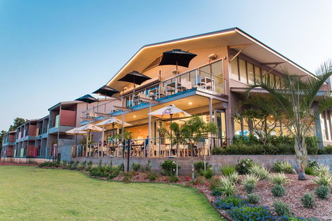 Onslow Beach Resort - Goulburn Accommodation 0