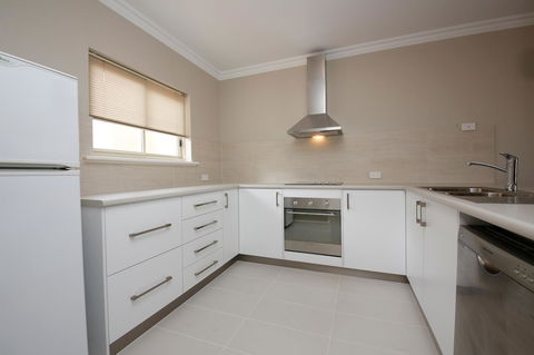 The Marina Hotel - Mindarie - Goulburn Accommodation 8