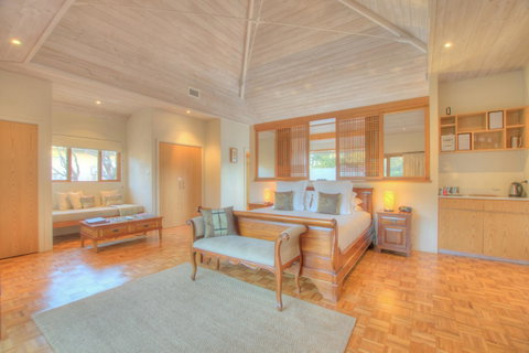 Moana Spa Villas - Prime Yallingup Location - Goulburn Accommodation 25