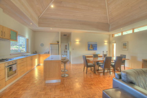 Moana Spa Villas - Prime Yallingup Location - Goulburn Accommodation 15