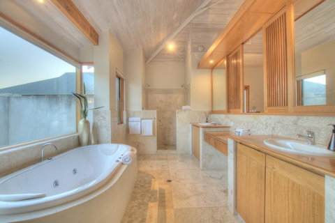 Moana Spa Villas - Prime Yallingup Location - Goulburn Accommodation 23