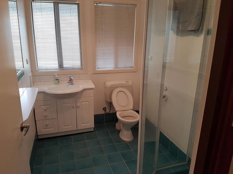 Eagle Bay Discovery - Goulburn Accommodation 10