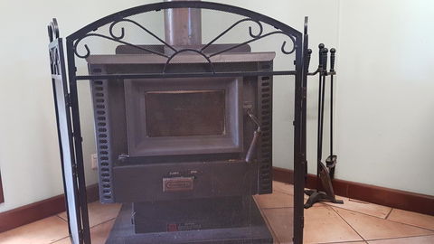 Eagle Bay Discovery - Goulburn Accommodation 11
