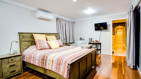 Mullaloo B & B - Goulburn Accommodation 23