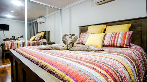 Mullaloo B & B - Goulburn Accommodation 27