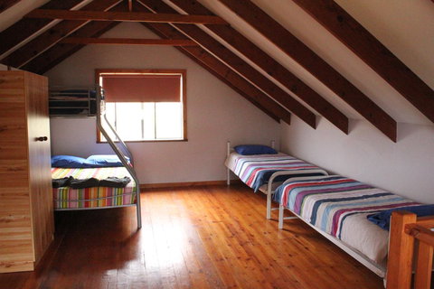 Kestrel Chalets - Goulburn Accommodation 9