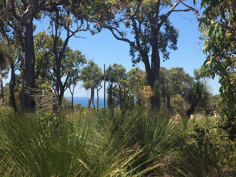 Eagle Bay House - Goulburn Accommodation 14