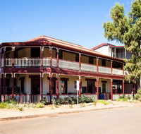 Beadon Bay Hotel - Goulburn Accommodation