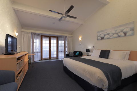 Barclay Motor Inn - Goulburn Accommodation 1