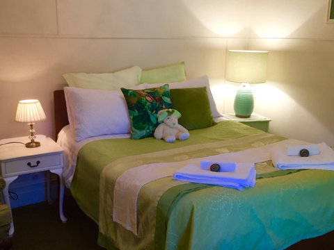 Wandering Geese Boutique Bed And Breakfast - Goulburn Accommodation 4