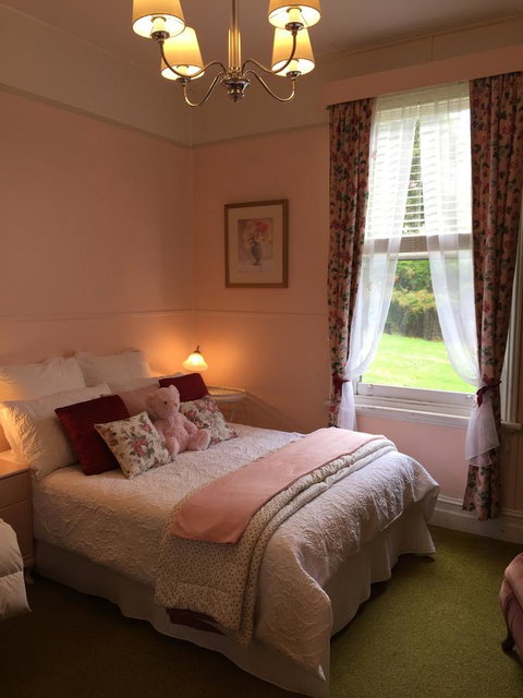 Wandering Geese Boutique Bed And Breakfast - Goulburn Accommodation 1