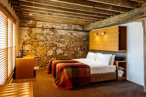 The Henry Jones Art Hotel - Goulburn Accommodation 16