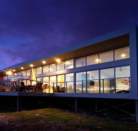 Sunset Bay Escape - Goulburn Accommodation