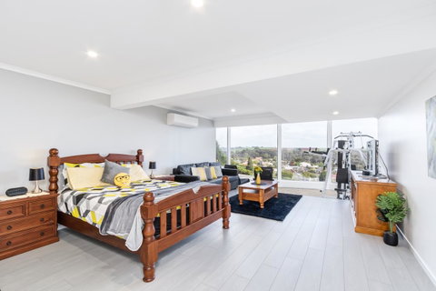 Views Forever - Devonport - Goulburn Accommodation 2