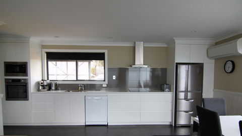 SEA EAGLE COTTAGE Amazing Views Of Bay Of Fires - Goulburn Accommodation 7